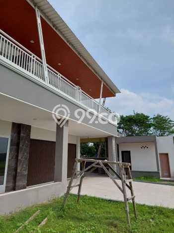 Dijual Rumah Luas Elegan Dengan View Eksklusif di Tangerang Kota, Tangerang Dijual Rumah Luas Elegan Dengan View Eksklusif di Tangerang Kota, Tangerang