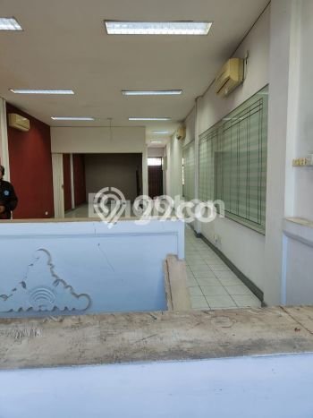 Ruko Disewa di Denpasar dengan LB 200m2 Area Komersial Ramai Ruko Disewa di Denpasar dengan LB 200m2 Area Komersial Ramai