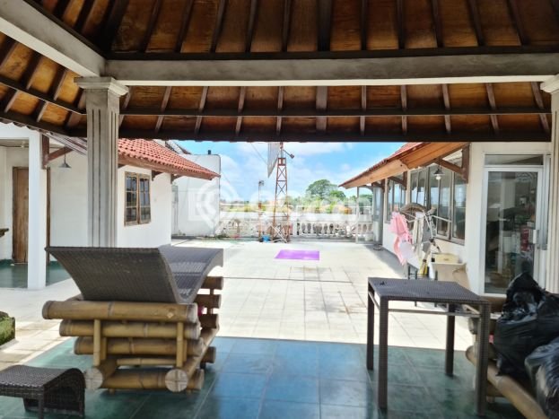 Ruko Disewa di Denpasar dengan LB 738m2 Area Komersial Ramai Ruko Disewa di Denpasar dengan LB 738m2 Area Komersial Ramai