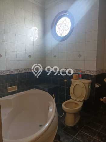 For Sale Rumah 4 Kamar Lokasi Strategis Bagus dan Strategis di Pondok Aren For Sale Rumah 4 Kamar Lokasi Strategis Bagus dan Strategis di Pondok Aren