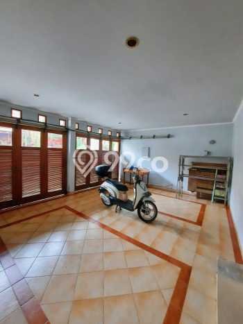 Rumah Eksklusif Siap Huni LT 485m2 di Pesanggrahan, Jakarta Selatan Rumah Eksklusif Siap Huni LT 485m2 di Pesanggrahan, Jakarta Selatan