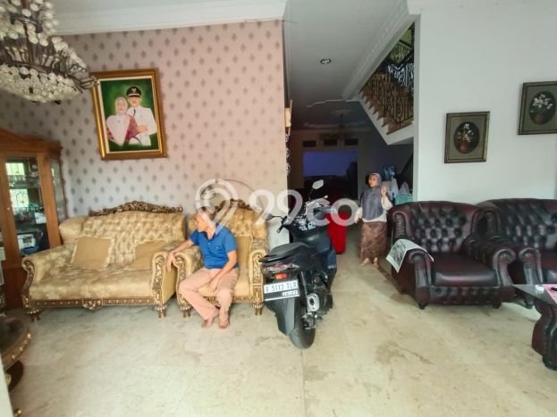Siap Huni Hunian Elit 4 Kamar di Duren Sawit Dekat ke Mana Saja Siap Huni Hunian Elit 4 Kamar di Duren Sawit Dekat ke Mana Saja