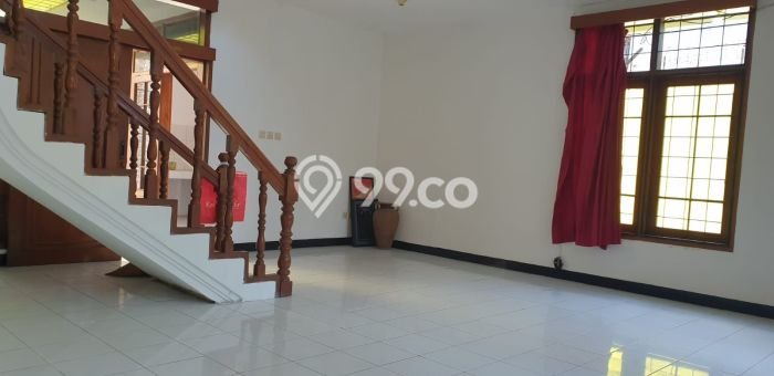 Lokasi strategis! Rumah siap pakai disewakan di Margahayu LB 250m2 Lokasi strategis! Rumah siap pakai disewakan di Margahayu LB 250m2