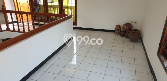 Lokasi strategis! Rumah siap pakai disewakan di Margahayu LB 250m2 Lokasi strategis! Rumah siap pakai disewakan di Margahayu LB 250m2