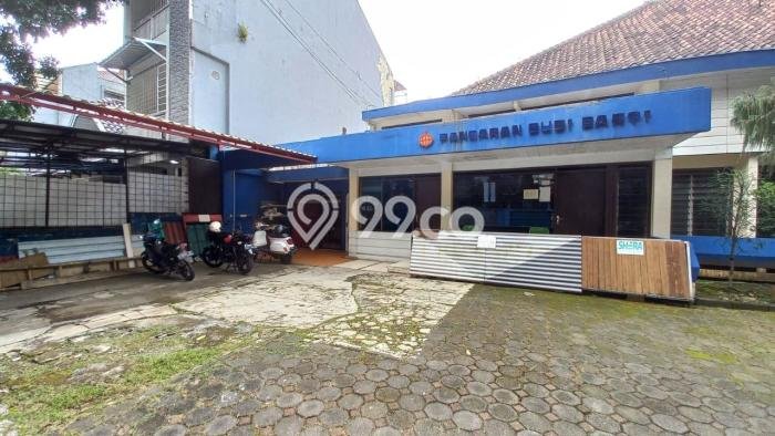 For Sale! Premium House LT 553m2 Desain Elegan di Burangrang For Sale! Premium House LT 553m2 Desain Elegan di Burangrang