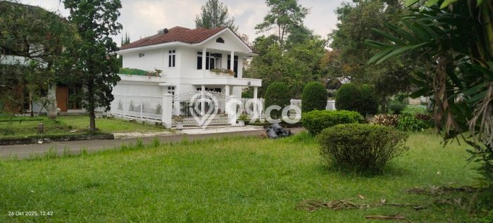 Jual Rumah Mewah Elegan Dengan View Cantik di Setiabudi, Bandung Jual Rumah Mewah Elegan Dengan View Cantik di Setiabudi, Bandung