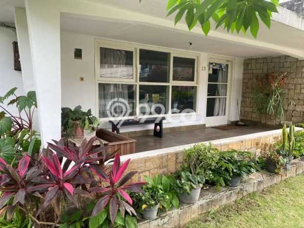 Hunian Mewah LB 200m2 Siap Huni Desain Elegan di Dago, Bandung Hunian Mewah LB 200m2 Siap Huni Desain Elegan di Dago, Bandung