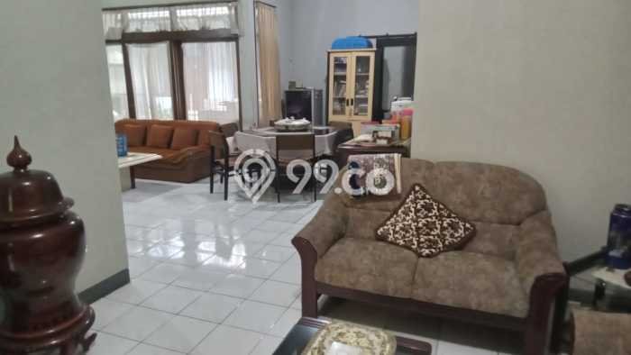 Dijual Rumah Kost di Bandung Kota, Bandung, 15 KT, 10 KM, Bangunan 349m2 Dijual Rumah Kost di Bandung Kota, Bandung, 15 KT, 10 KM, Bangunan 349m2