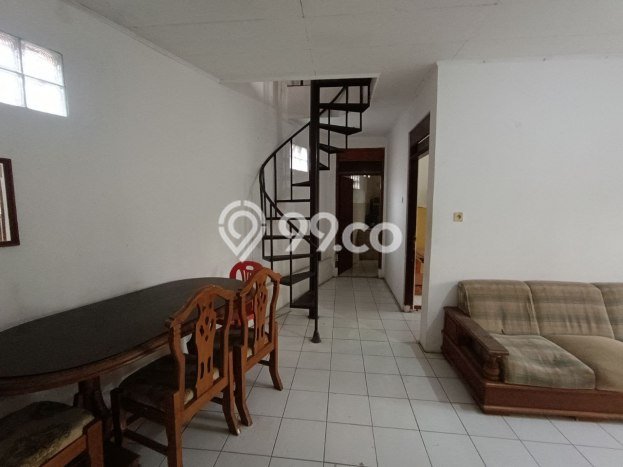 Jual Rumah Bagus Siap Huni LB 250m2 di Coblong, Bandung Jual Rumah Bagus Siap Huni LB 250m2 di Coblong, Bandung