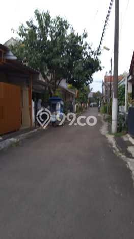 Disewakan! Rumah 3 Kamar Tidur &
1 Kamar Mandi di Bandung Kota, Bandung Disewakan! Rumah 3 Kamar Tidur &
1 Kamar Mandi di Bandung Kota, Bandung