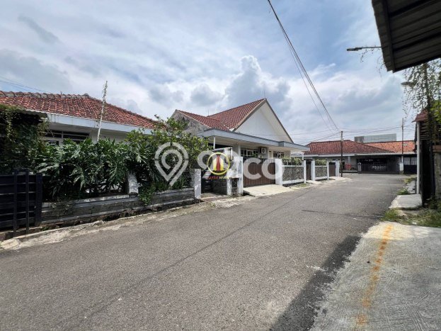 Dijual Rumah Modern 4 KT di Buah Batu, Bandung Dijual Rumah Modern 4 KT di Buah Batu, Bandung