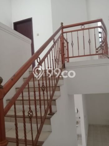 Rumah kawasan Batununggal, Bandung, LT 126m2m² LB 190m2m² Rumah kawasan Batununggal, Bandung, LT 126m2m² LB 190m2m²