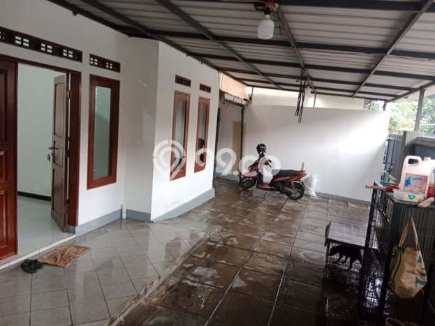 LIMITED OFFER! Rumah Premium di , Luas 218m2m² LB 100m2m² LIMITED OFFER! Rumah Premium di , Luas 218m2m² LB 100m2m²