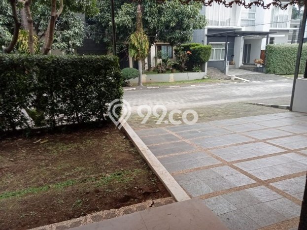 Siap Huni Hunian Elit 5 Kamar di Batununggal Dekat ke Mana Pun Siap Huni Hunian Elit 5 Kamar di Batununggal Dekat ke Mana Pun