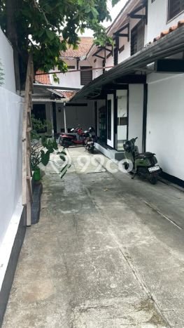 Rumah Elit Modern Siap Huni di Fatmawati Jakarta Selatan Rumah Elit Modern Siap Huni di Fatmawati Jakarta Selatan
