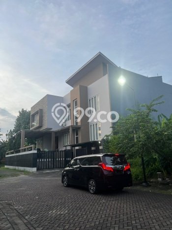 Hunian Elit LB 1000m2 Siap Huni Desain Elegan di Modernland, Tangerang Hunian Elit LB 1000m2 Siap Huni Desain Elegan di Modernland, Tangerang