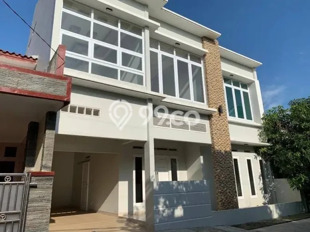 Rumah Strategis Modern Lb 288m2 di Serang, Serang Rumah Strategis Modern Lb 288m2 di Serang, Serang