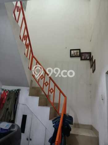 Rumah Modern Cantik 4 Kamar Bisa Langsung Pindah di Karawaci Rumah Modern Cantik 4 Kamar Bisa Langsung Pindah di Karawaci