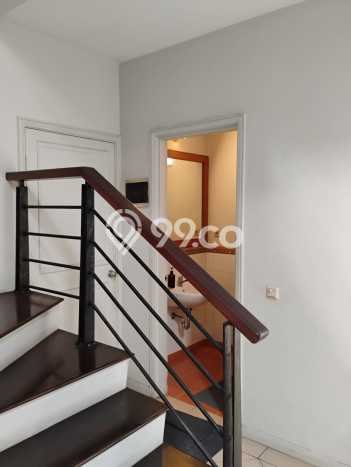 Rumah Elit Modern Siap Huni di Lippo Karawaci Tangerang Rumah Elit Modern Siap Huni di Lippo Karawaci Tangerang
