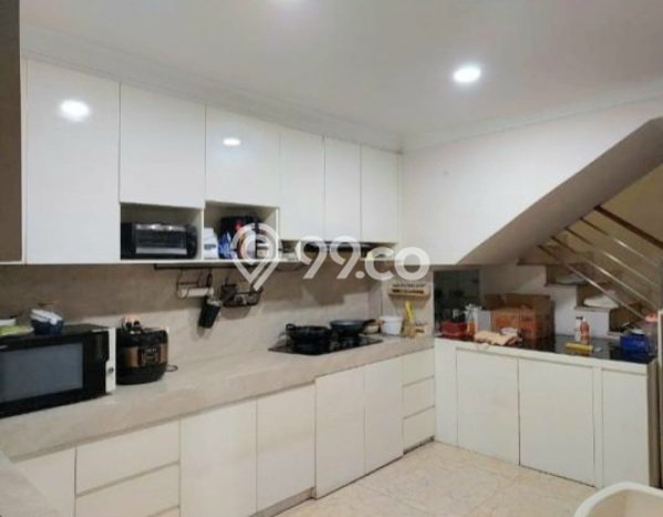Rumah Luxury Modern Tanpa Renovasi di Pasar Baru Jakarta Pusat Rumah Luxury Modern Tanpa Renovasi di Pasar Baru Jakarta Pusat