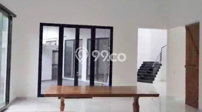 Ready to Use! Premium House LT 383m2 Desain Elegan di Alam Sutera Ready to Use! Premium House LT 383m2 Desain Elegan di Alam Sutera
