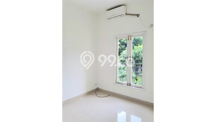 For Sale Hunian Rumah Terawat 2 KT di Cipete, Jakarta Selatan For Sale Hunian Rumah Terawat 2 KT di Cipete, Jakarta Selatan
