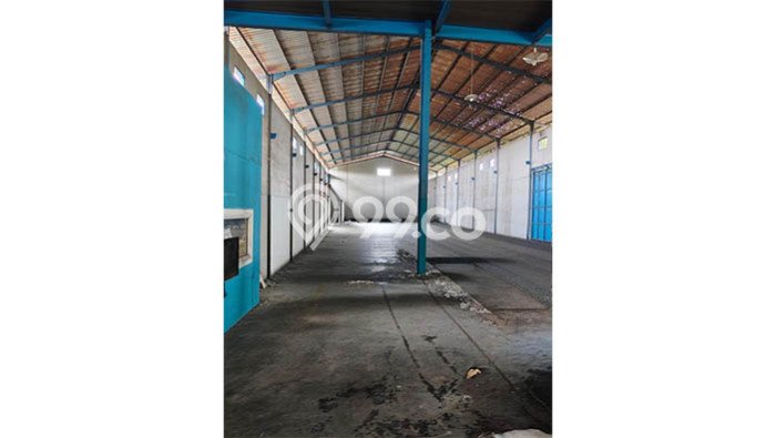 KEUNTUNGAN BERLIPAT! Gudang Kawasan , Luas 1400m2m², Posisi Mainroad KEUNTUNGAN BERLIPAT! Gudang Kawasan , Luas 1400m2m², Posisi Mainroad
