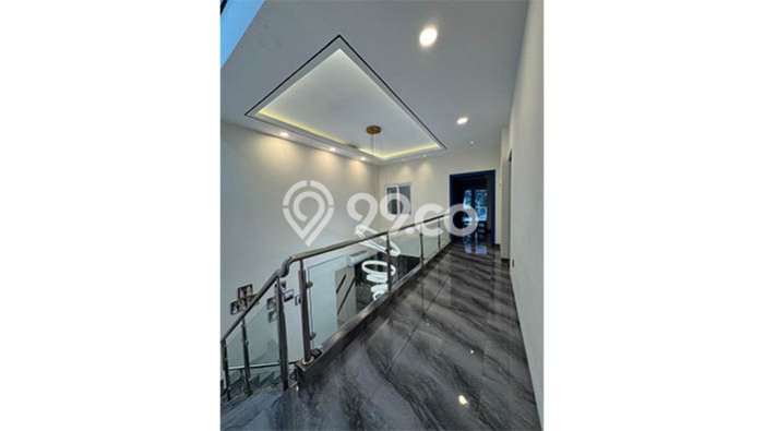 Rumah Eksklusif Dijual LT 126m2 di Cipondoh, Tangerang Rumah Eksklusif Dijual LT 126m2 di Cipondoh, Tangerang