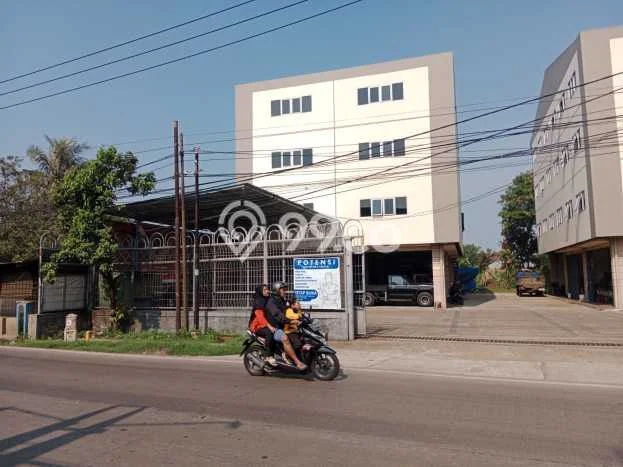 Unit Komersial Strategis di Curug, Tangerang Potensi Cuan Besar Unit Komersial Strategis di Curug, Tangerang Potensi Cuan Besar