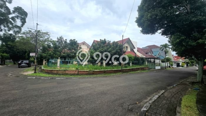 Hot Offer Hunian Premium Ideal dan Luas di Serpong, Tangerang Selatan Hot Offer Hunian Premium Ideal dan Luas di Serpong, Tangerang Selatan