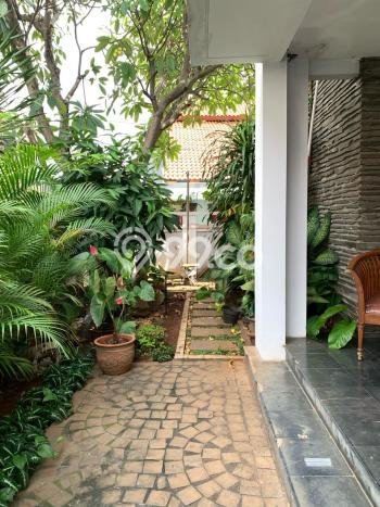 Hunian Mewah Siap Huni LT 272m2 di Tebet, Jakarta Selatan Hunian Mewah Siap Huni LT 272m2 di Tebet, Jakarta Selatan