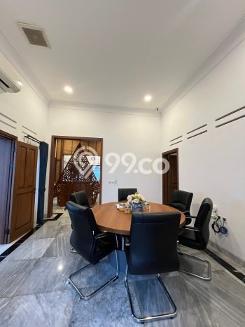 Dijual Rumah Premium dengan Fasilitas Sekitar Komplit di Menteng, Jakarta Pusat Dijual Rumah Premium dengan Fasilitas Sekitar Komplit di Menteng, Jakarta Pusat