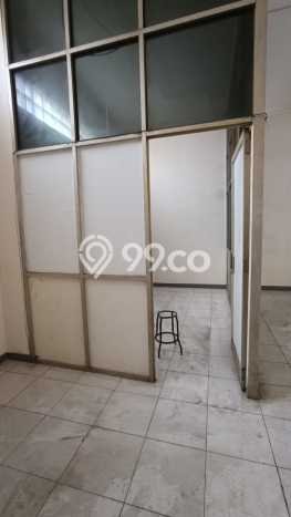 Ruko Lokasi Premium di Soekarno Hatta, Luas 250m², Disewakan, Area Niaga Ruko Lokasi Premium di Soekarno Hatta, Luas 250m², Disewakan, Area Niaga