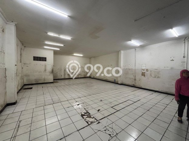 Ruko Kawasan Komersial Kawasan Caringin, Luas 72m², For Rent, Ready Pakai Ruko Kawasan Komersial Kawasan Caringin, Luas 72m², For Rent, Ready Pakai