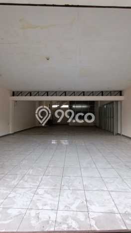 Ruko Lokasi Premium di Soekarno Hatta, Luas 250m², Disewakan, Area Niaga Ruko Lokasi Premium di Soekarno Hatta, Luas 250m², Disewakan, Area Niaga