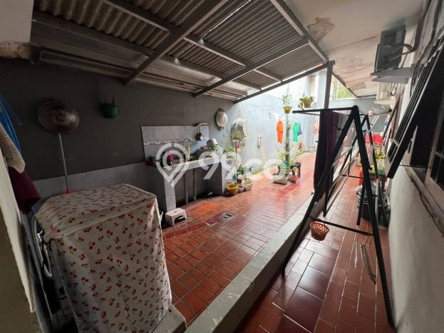 FOR SALE! Kost Kawasan Tomang, Luas 520m², Posisi Strategis FOR SALE! Kost Kawasan Tomang, Luas 520m², Posisi Strategis
