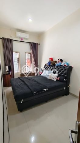 Dijual Hunian Rumah Terawat 5 KT di Tanjung Duren, Jakarta Barat Dijual Hunian Rumah Terawat 5 KT di Tanjung Duren, Jakarta Barat