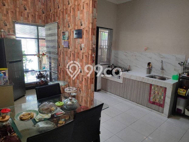 Dijual Rumah 4 Kamar Lokasi Ideal Nyaman dan Strategis di Waru Dijual Rumah 4 Kamar Lokasi Ideal Nyaman dan Strategis di Waru