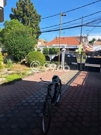 Rumah Cantik Siap Pakai Di Wonokromo Luas 300m2 Aman Rumah Cantik Siap Pakai Di Wonokromo Luas 300m2 Aman
