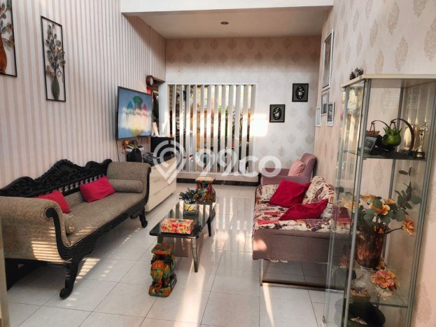 Dijual Rumah 4 Kamar Lokasi Ideal Nyaman dan Strategis di Waru Dijual Rumah 4 Kamar Lokasi Ideal Nyaman dan Strategis di Waru