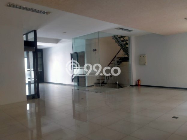 Kantor Dijual di Prime Area Surabaya Luas 600m2 Kantor Dijual di Prime Area Surabaya Luas 600m2