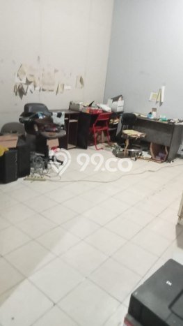 Rumah Modern 5 KT LT 240m2 di Kedung Baruk Rumah Modern 5 KT LT 240m2 di Kedung Baruk