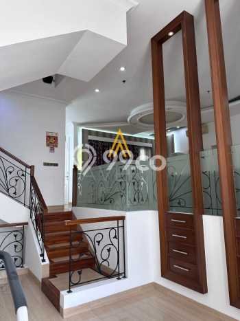 PRIME PROPERTY! Rumah di Kelapa Gading, 4 KT, Lingkungan Premium, LT 152m² Bangunan 242m² PRIME PROPERTY! Rumah di Kelapa Gading, 4 KT, Lingkungan Premium, LT 152m² Bangunan 242m²