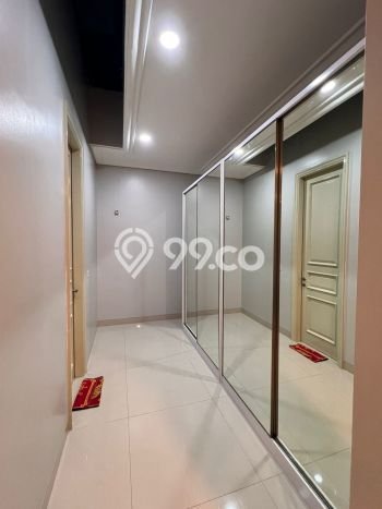 Rumah Strategis Gading Serpong, Tangerang, Luas 200m² Bangunan 340m² Rumah Strategis Gading Serpong, Tangerang, Luas 200m² Bangunan 340m²