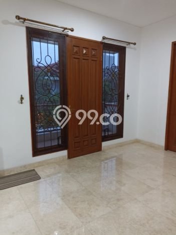 HUNIAN PREMIUM! Rumah kawasan Puri Indah, 4 KT, Area Berkembang, Luas 200m² LB 350m² HUNIAN PREMIUM! Rumah kawasan Puri Indah, 4 KT, Area Berkembang, Luas 200m² LB 350m²