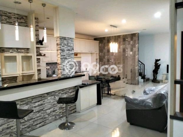 PROPERTI UNGGULAN! Rumah di Green Lake City, 4 KT, Area Premium, LT 160m² LB 210m² PROPERTI UNGGULAN! Rumah di Green Lake City, 4 KT, Area Premium, LT 160m² LB 210m²