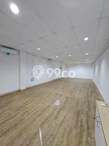 Unit Ruko Dijual di Kebon Jeruk Jakarta Barat Luas Tanah 68m2, Luas Bangunan 272m2 Unit Ruko Dijual di Kebon Jeruk Jakarta Barat Luas Tanah 68m2, Luas Bangunan 272m2