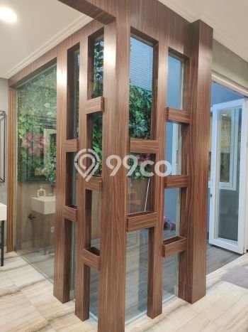 Rumah Strategis Green Lake City, Jakarta Barat, Luas 135m² LB 220m² Rumah Strategis Green Lake City, Jakarta Barat, Luas 135m² LB 220m²