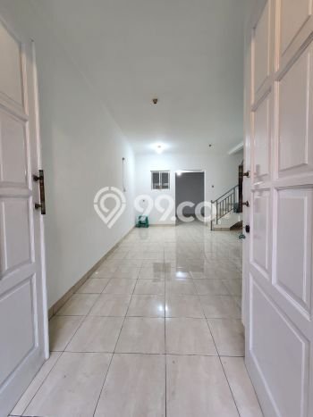 BEST INVESTMENT! Rumah area Semanan, LT 75m² LB 110m² BEST INVESTMENT! Rumah area Semanan, LT 75m² LB 110m²