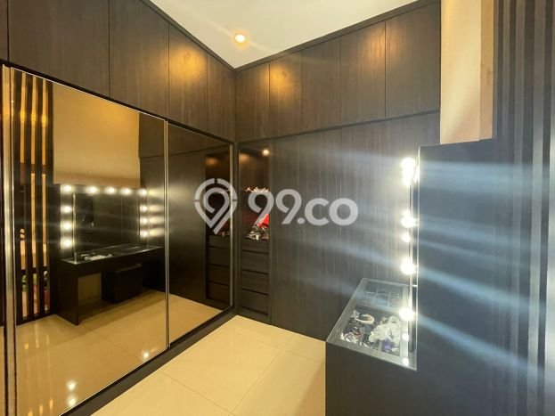 Rumah di Metro Permata, Luas 258m², LB 370m² Rumah di Metro Permata, Luas 258m², LB 370m²